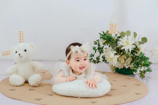 南城宝宝三个月翻身