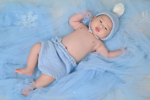 南城摸孕妇肚子沾喜气